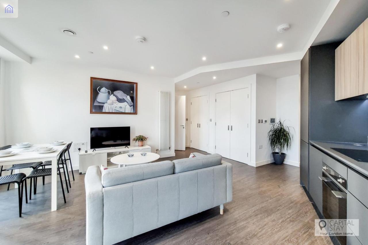 Deluxe One Bed Apartment By London Excel Dış mekan fotoğraf